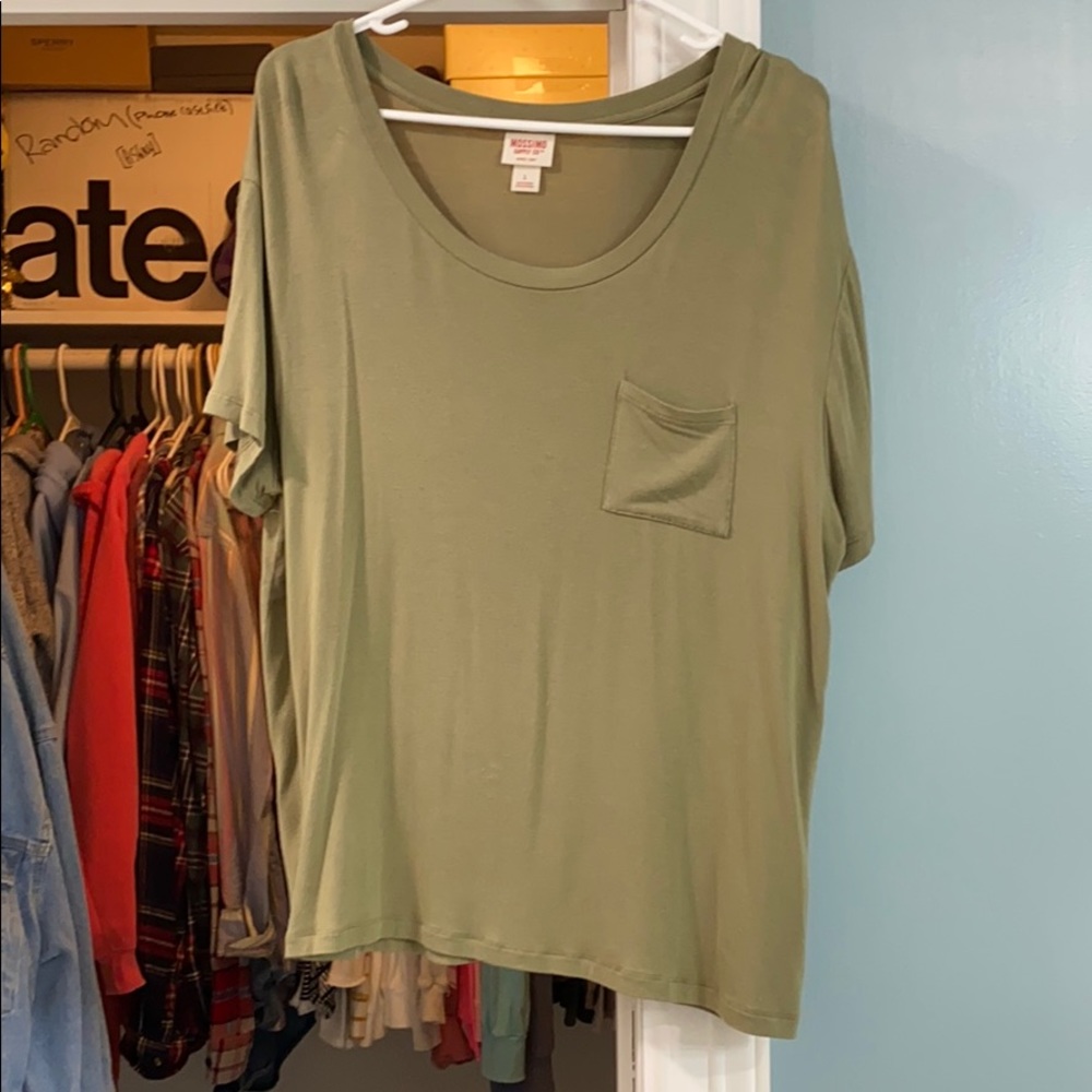 3 Target tops - Picture 3 of 7